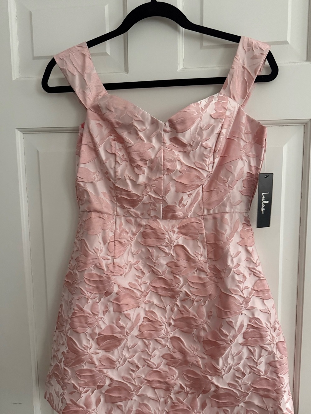 Lulu's Pink Textured Floral Mini Dress Brand New With Tags Sz Medium